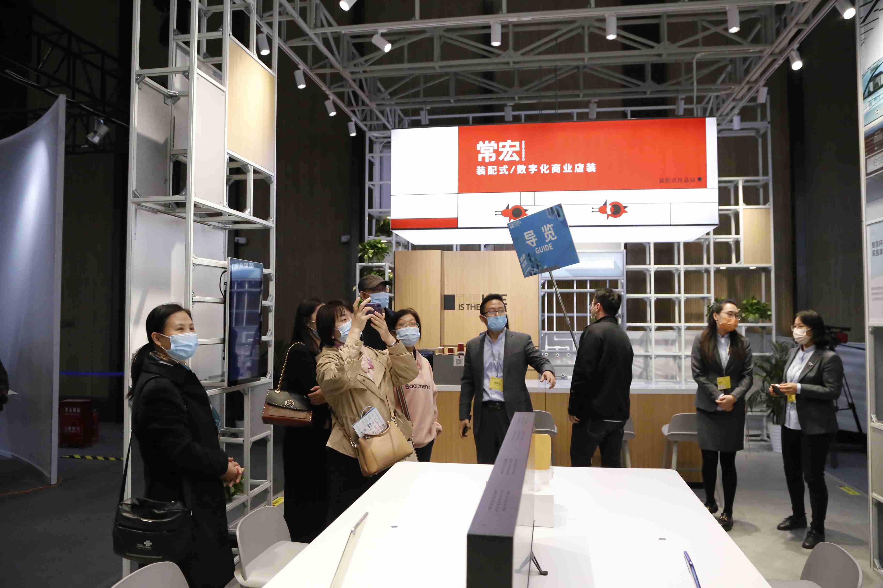 常宏聚焦&ldquo;低碳、裝配式、數(shù)字化店裝&rdquo;展出商業(yè)店裝系統(tǒng)集成