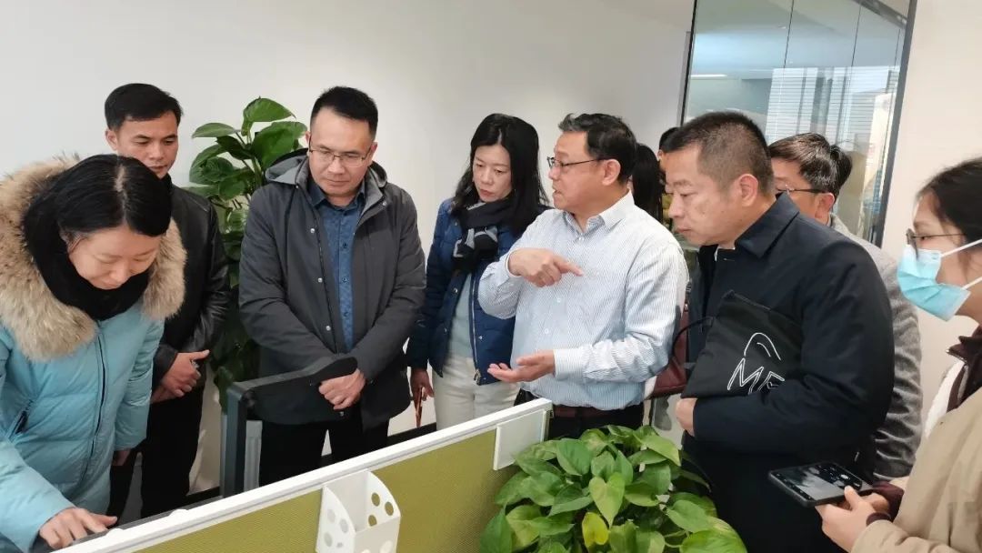 廣西建筑裝飾協(xié)會及河北省建筑裝飾業(yè)協(xié)會領(lǐng)導到訪常宏集團考察調(diào)研